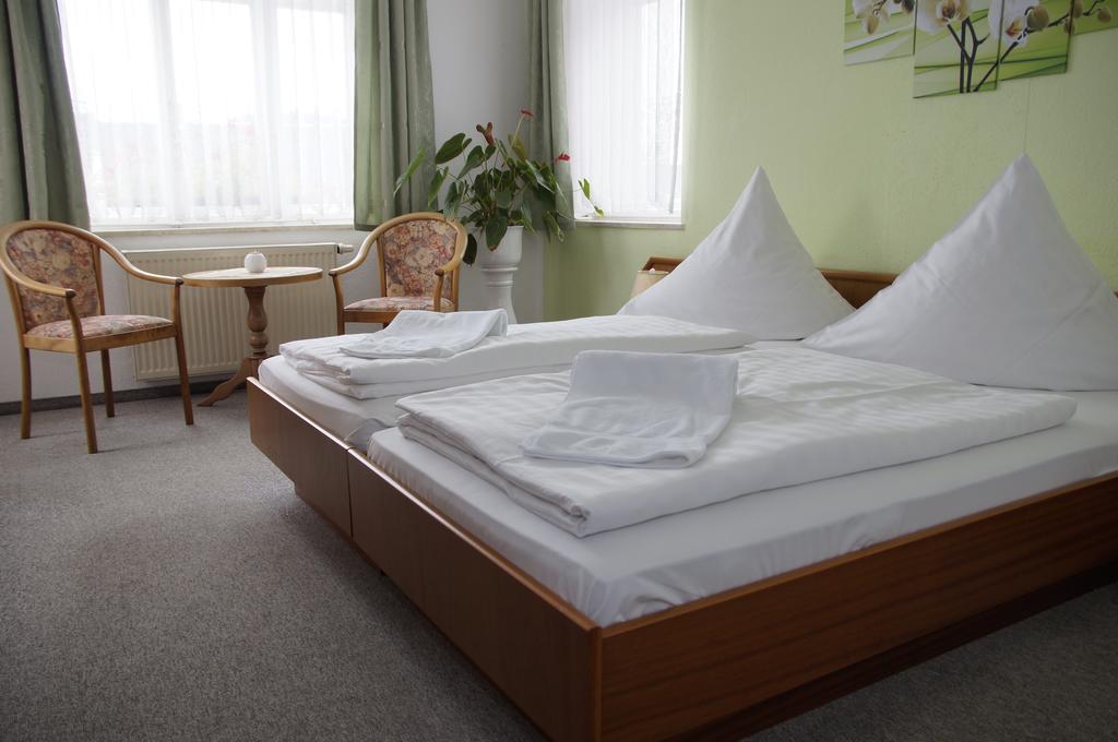 Ratskeller Thum Hotel Luaran gambar