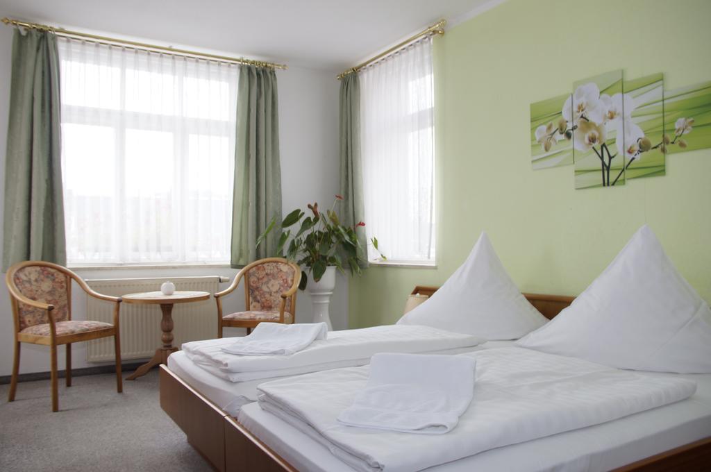 Ratskeller Thum Hotel Luaran gambar