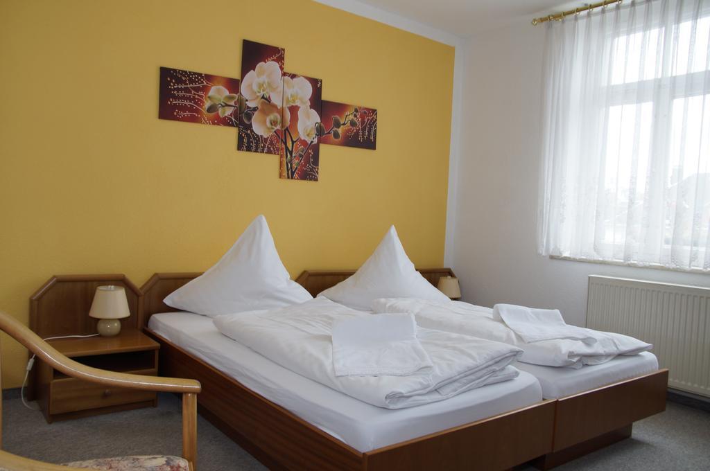Ratskeller Thum Hotel Luaran gambar