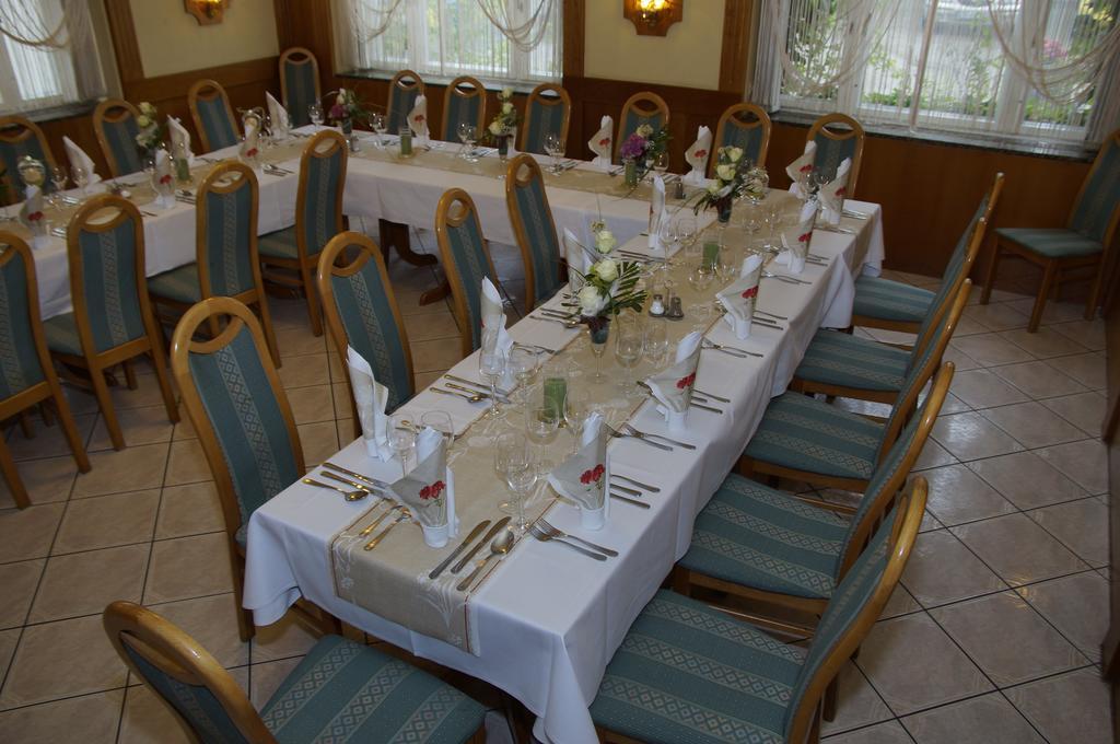 Ratskeller Thum Hotel Luaran gambar