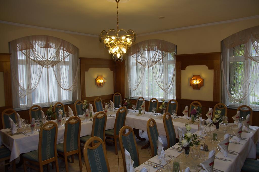 Ratskeller Thum Hotel Luaran gambar
