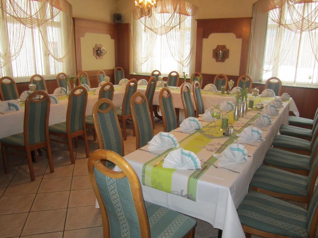 Ratskeller Thum Hotel Luaran gambar